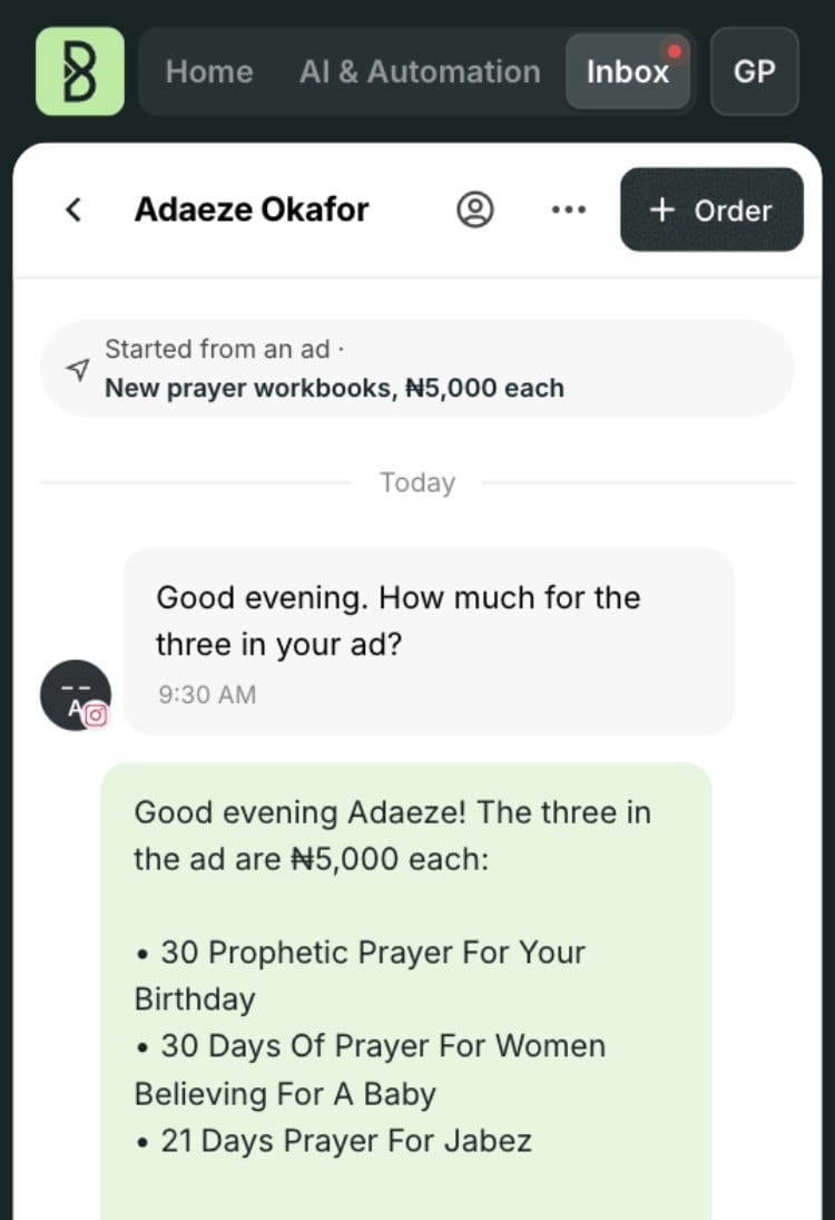 The chat shows which ad the customer came from, and Ejiro knows the products in it.