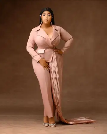 Ava 2Psc Suit
