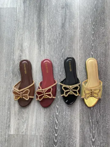JayBee Bella Flat