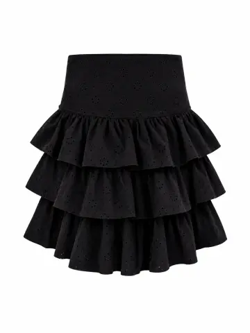 Mat girls short skirt