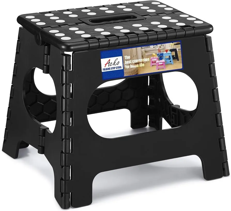 FOLDING HANDY STEP STOOL