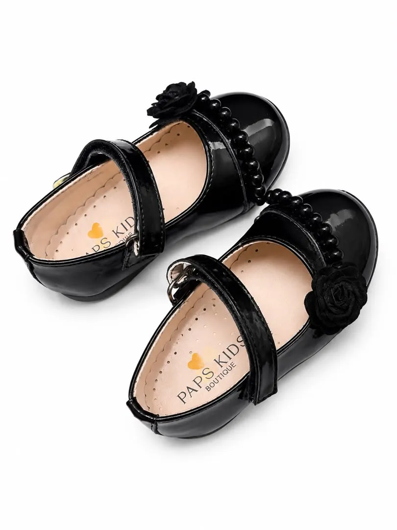 Baby shoe