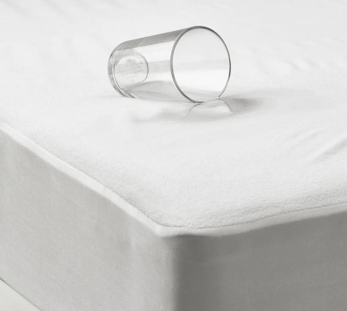 Grusnarv waterproof mattress protector single bed